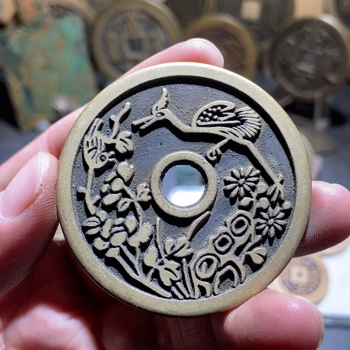 不***語铜现代工艺品仿制品