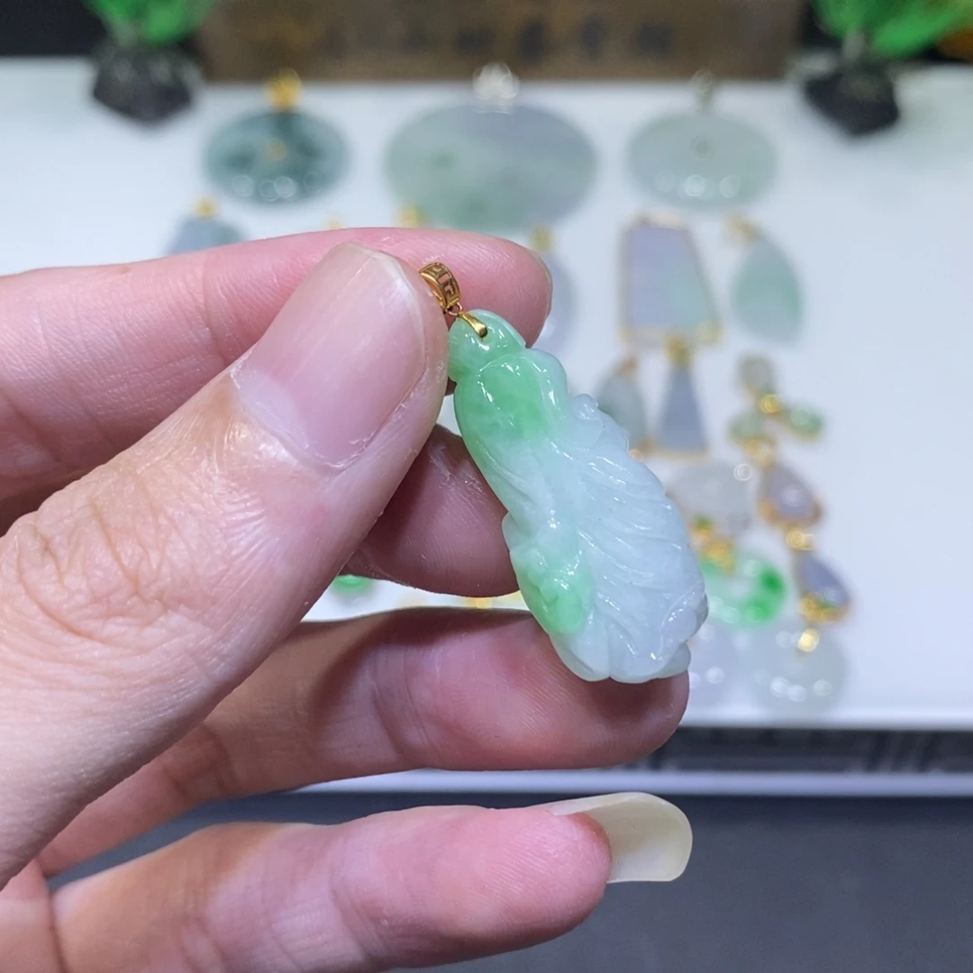 翡翠18K金镶嵌吊坠(不含链)