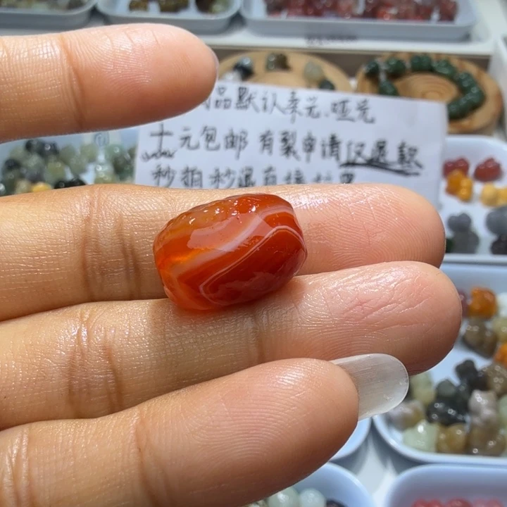 和田玉未镶嵌珠宝奇石