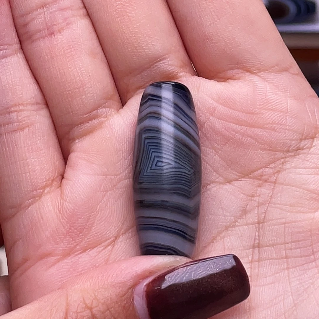 宁***a玛瑙/玉髓未镶嵌颈饰