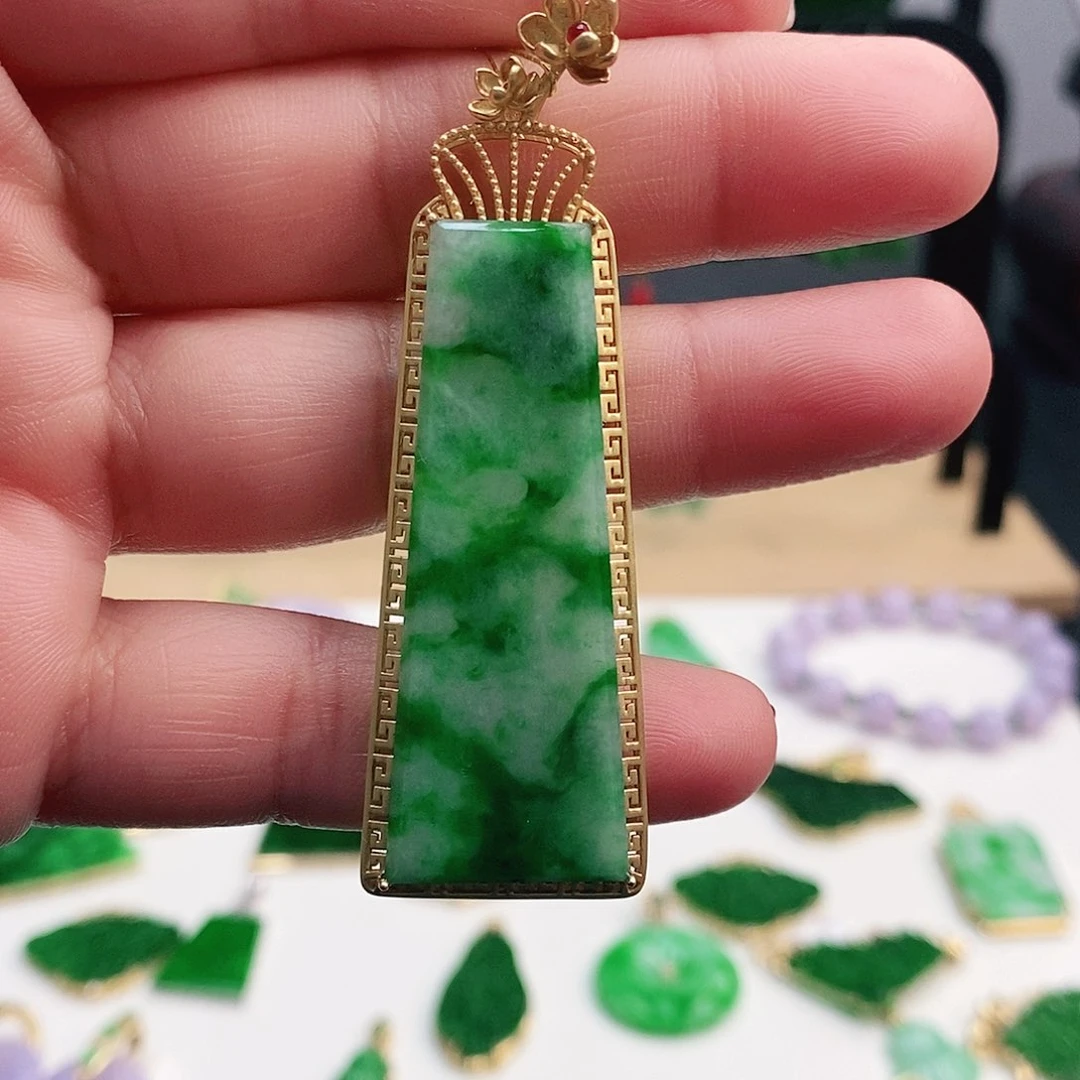 翡翠耳饰18K金镶嵌挂件