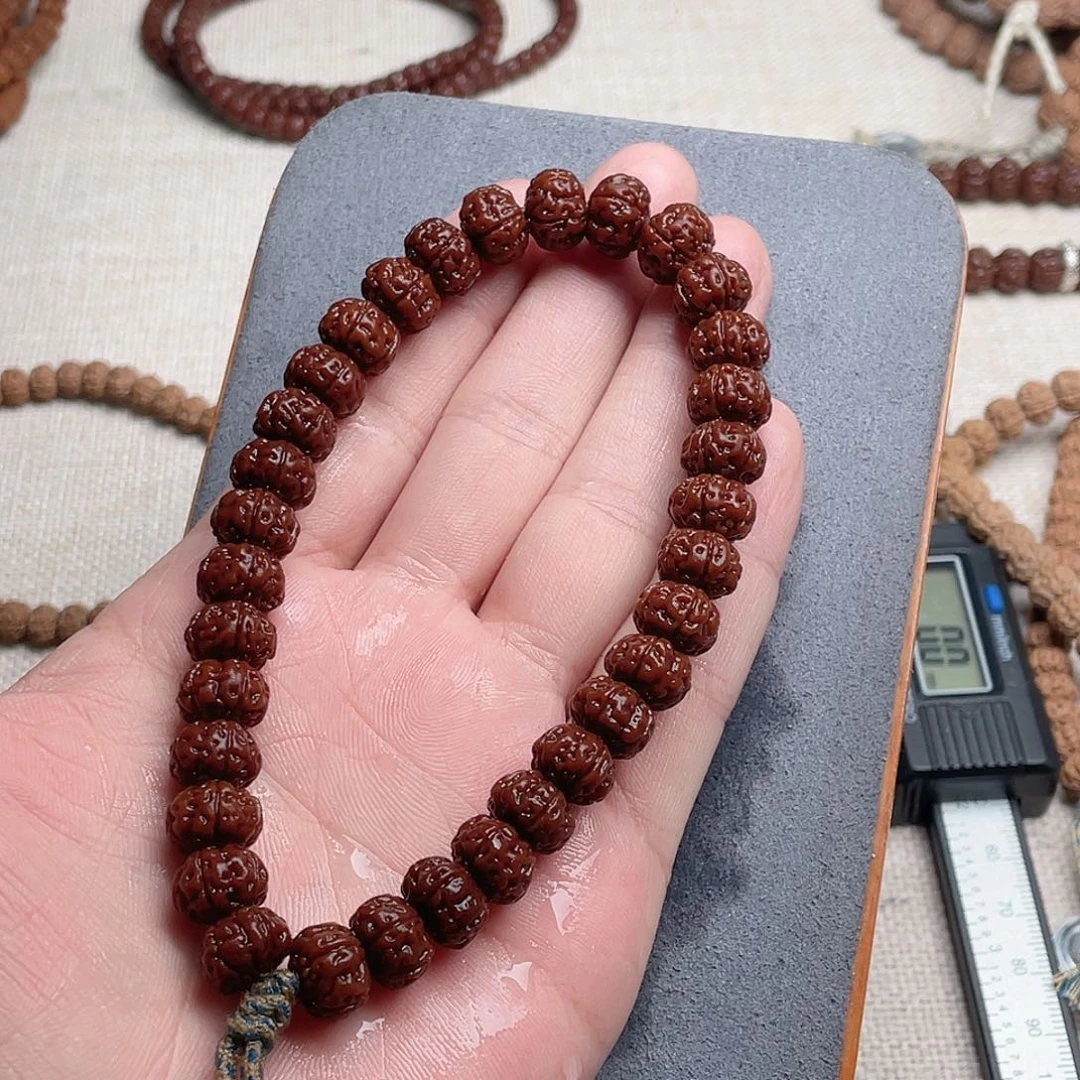 金刚菩提吊坠庆****)老树王