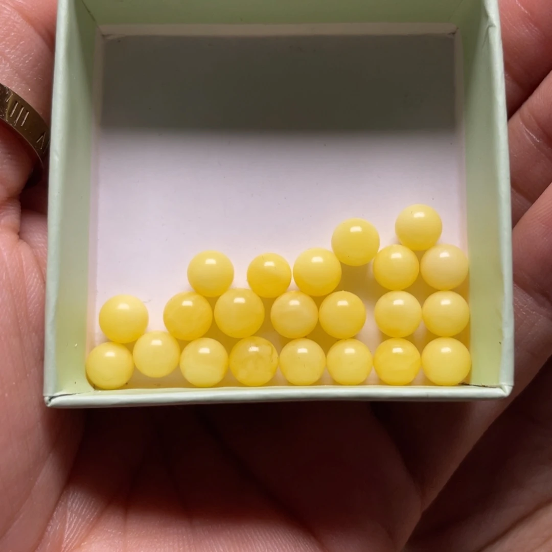 未镶嵌琥珀裸石?****格蜜蜡圆珠