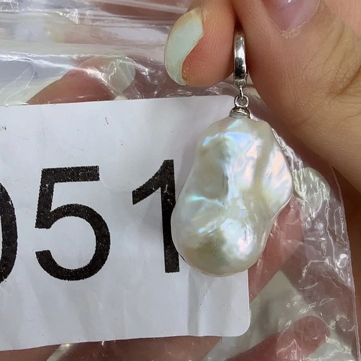 淡水珍珠银S925镶嵌颈饰