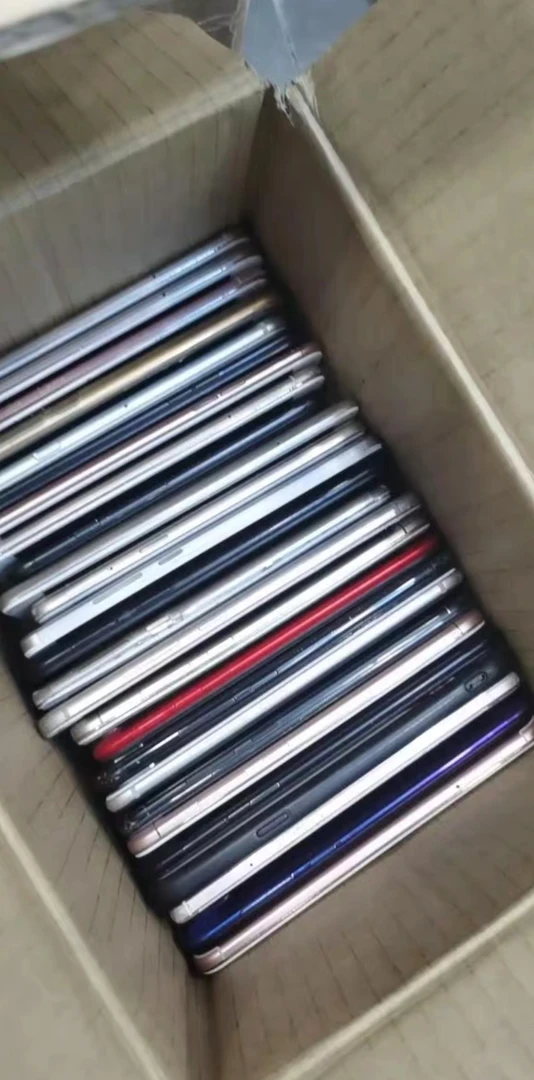 手机屏幕,屏幕完好,功能正常,备用机