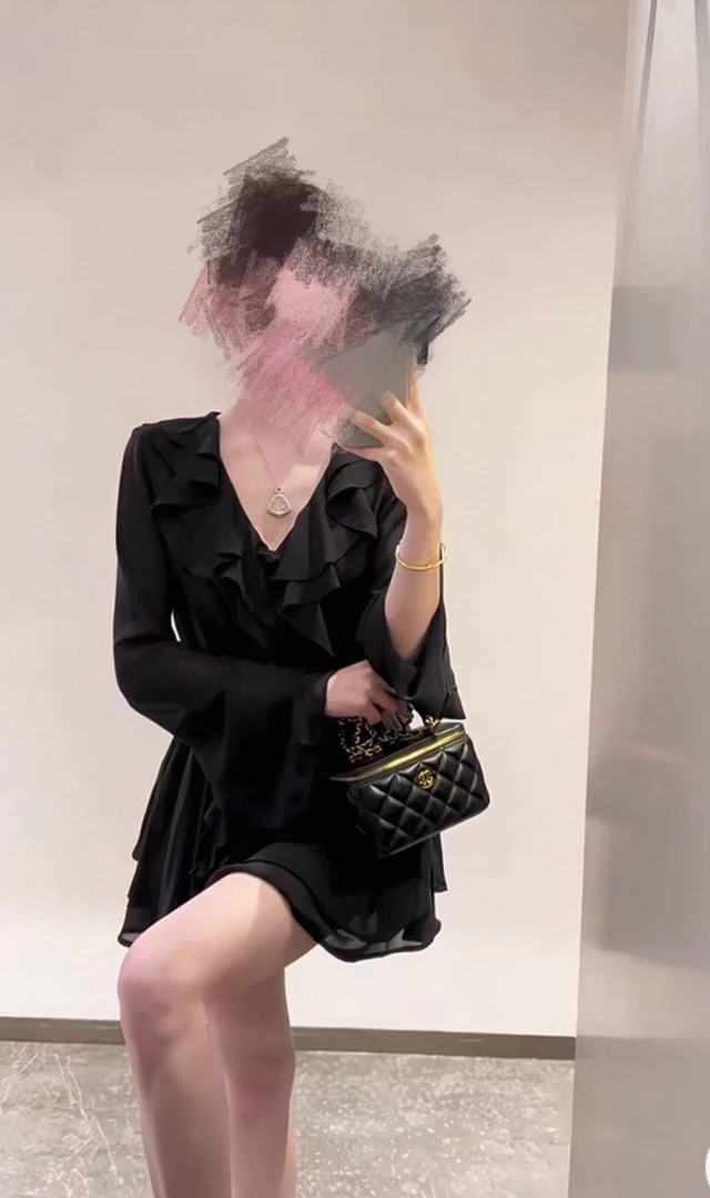 【落日剪影】法式荷叶边V领长袖+气质a字短裙两件套1914