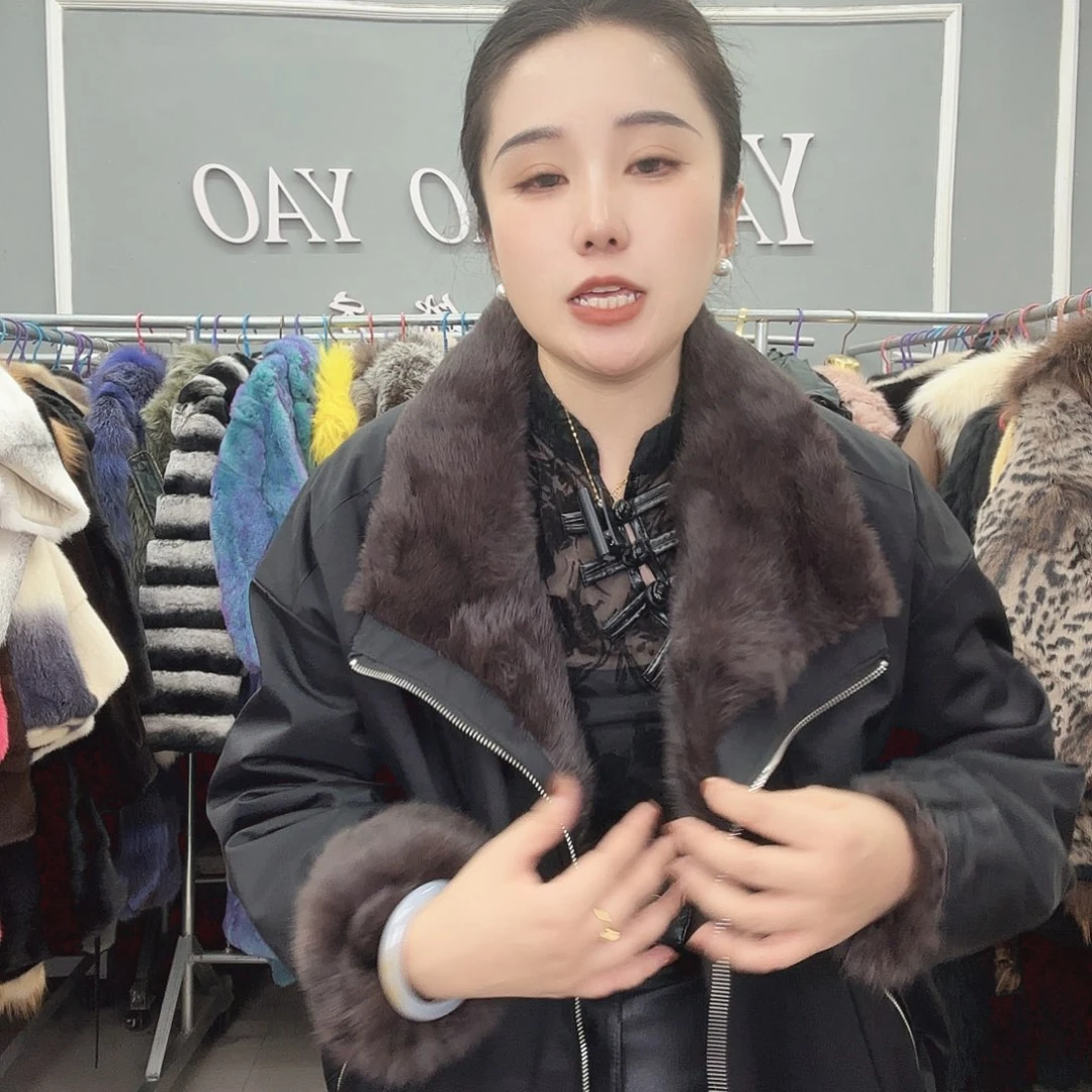 姚小妖家高端皮草