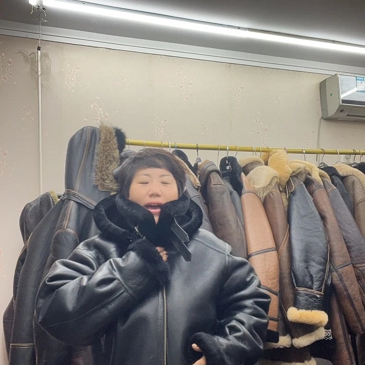 书**墨58皮毛一体男款170斤穿