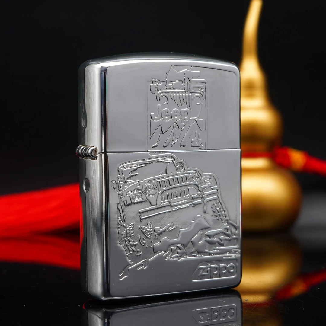 ZIPPO/之宝打火机 吉普车盔甲亮银双面【小飞火机】DYJ1