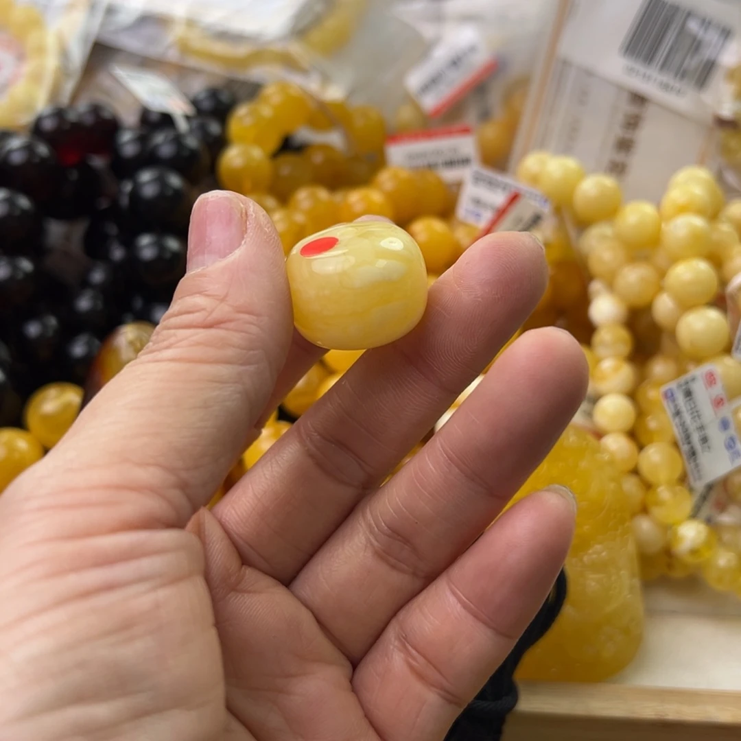 琥珀珠宝奇石未镶嵌