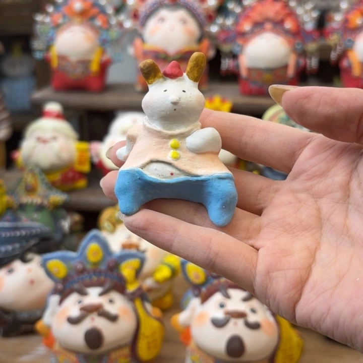 摆件手捏陶艺摆件