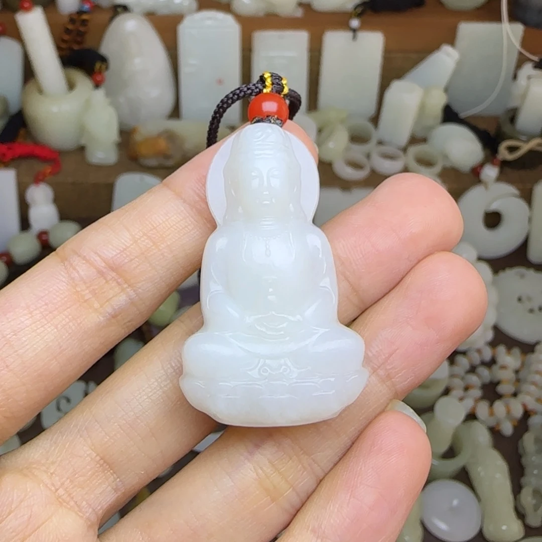 和田玉未镶嵌挂件观音