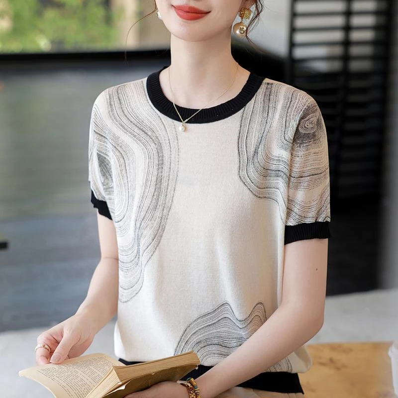 杜拉妮2025夏季九分裤刺绣薄款宽松型中老年女装打底衫珠片清凉感