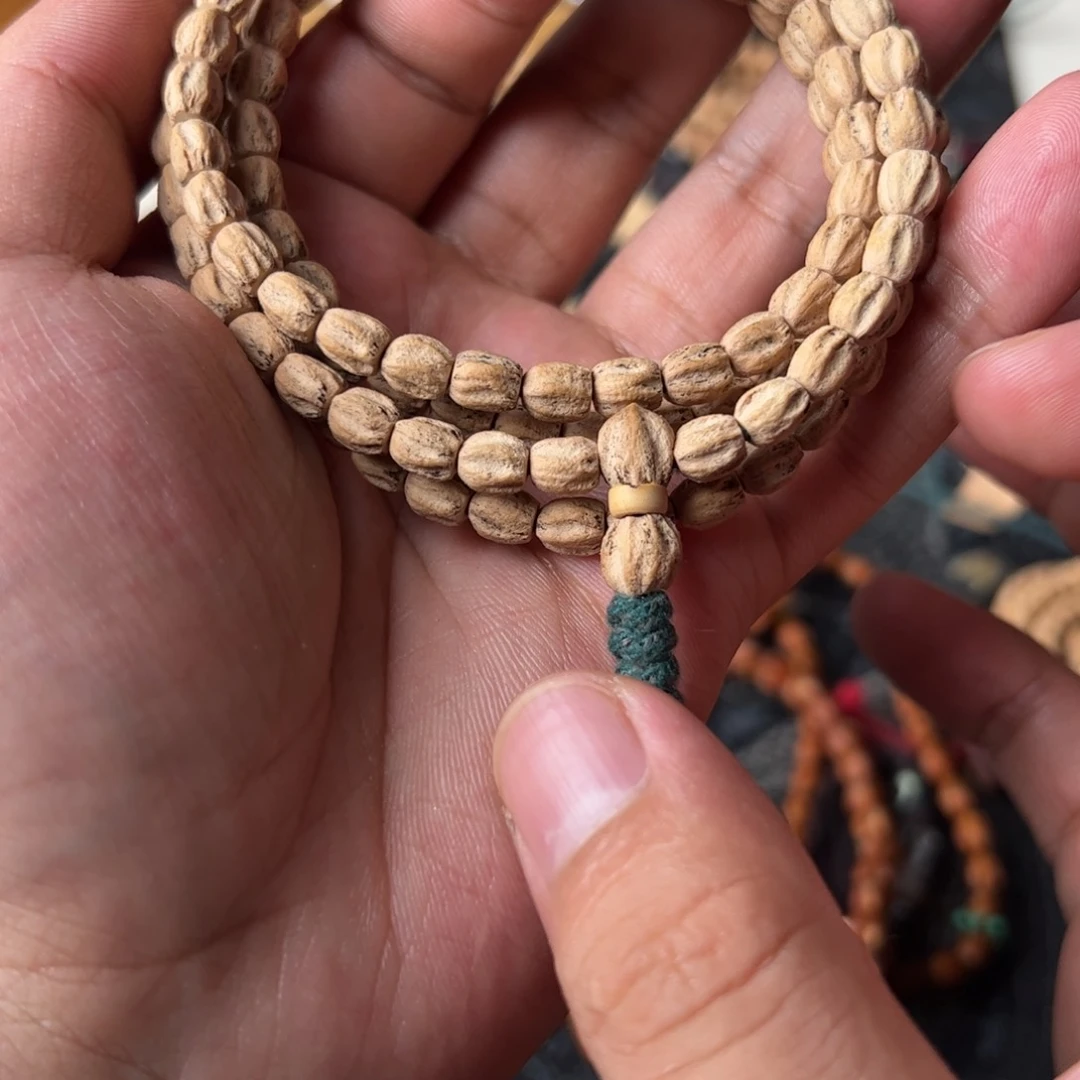 嘿***r柏香籽/百香籽吊坠