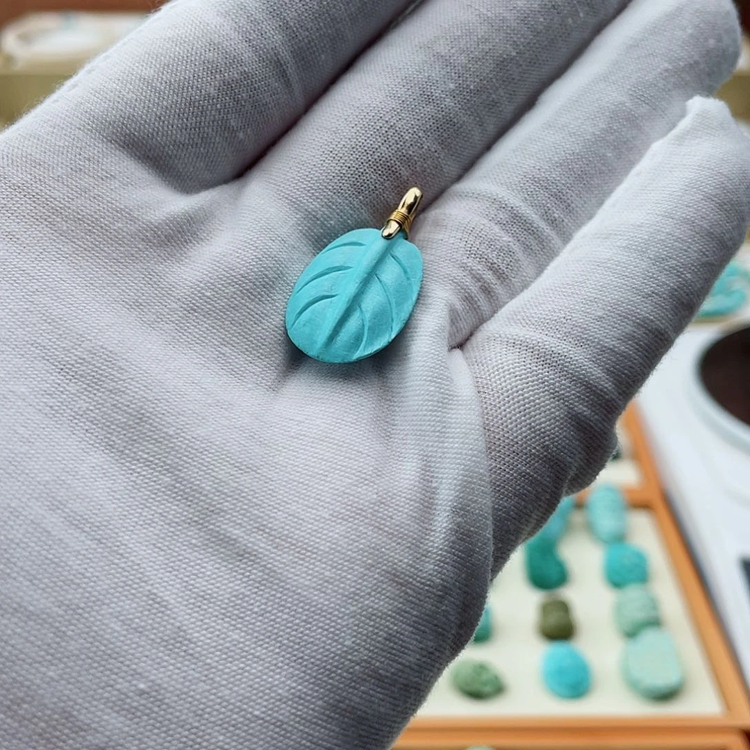 绿松石18K金镶嵌珠宝奇石