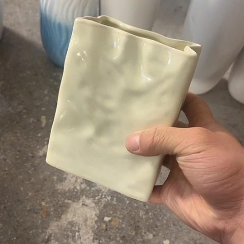 瓶微瑕奶油14厘米陶瓷一个