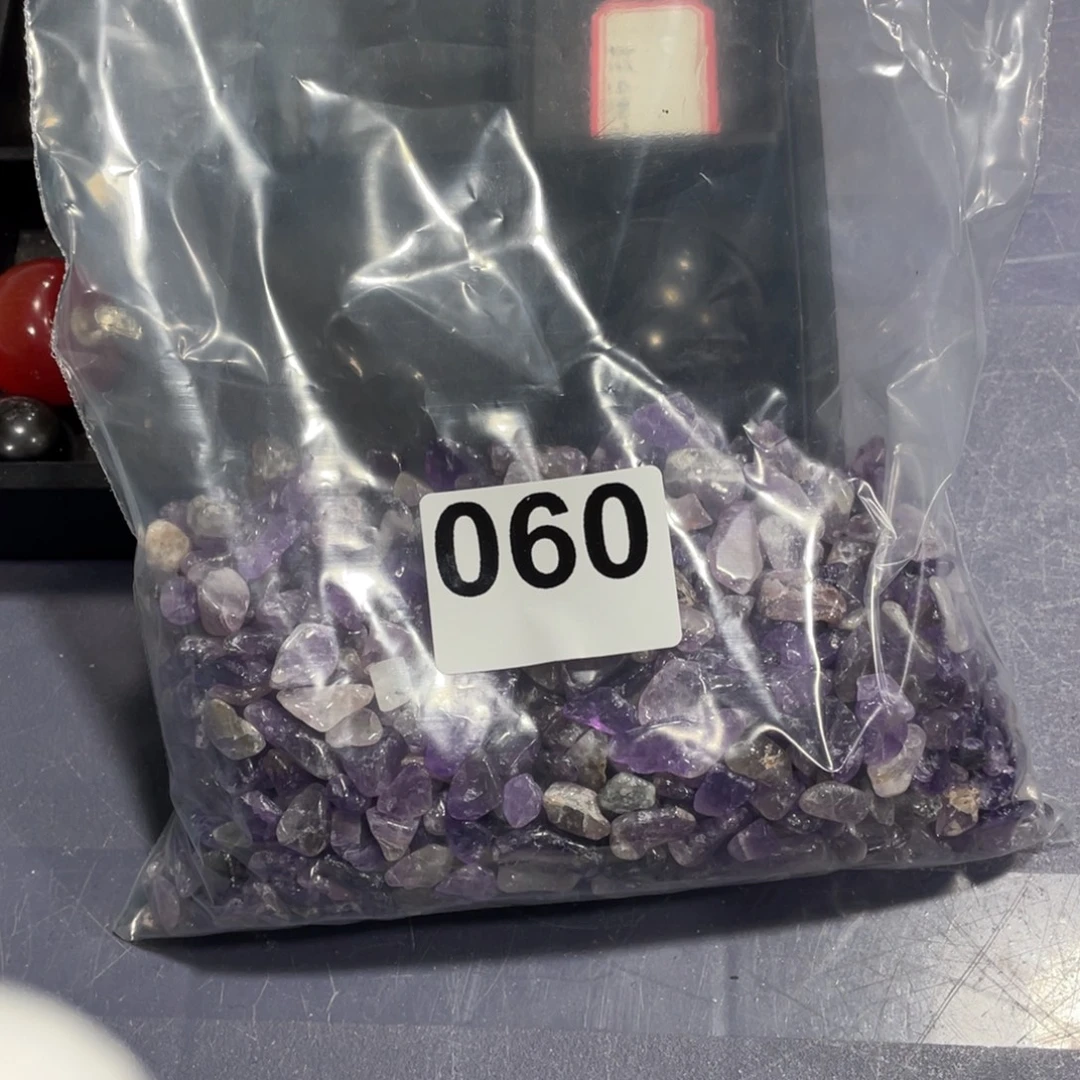 欢***子未镶嵌水晶大型摆件（非配饰）500克一单060
