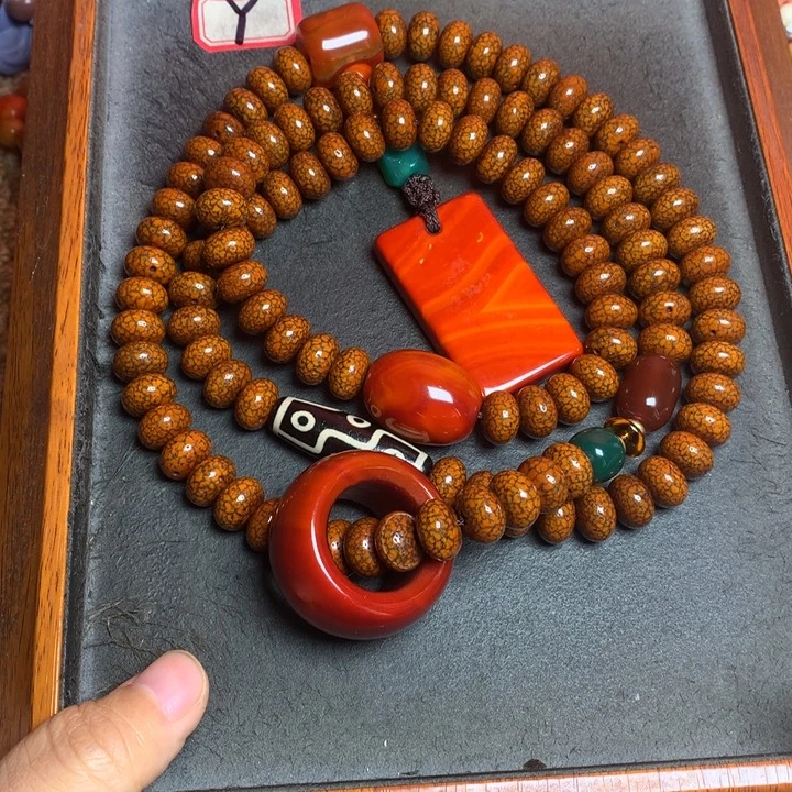 星月菩提吊坠菩提