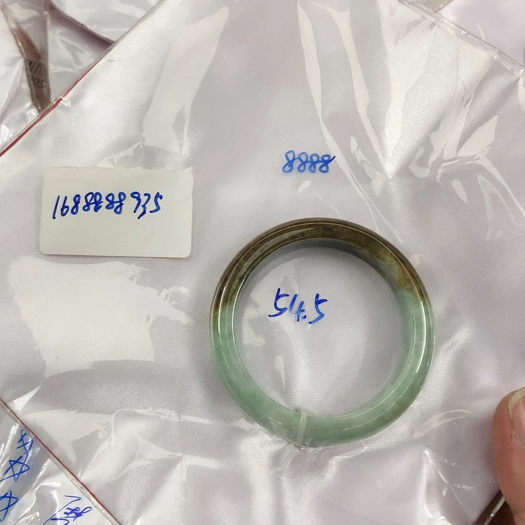 翡翠手镯未镶嵌天然缅甸翡翠手镯