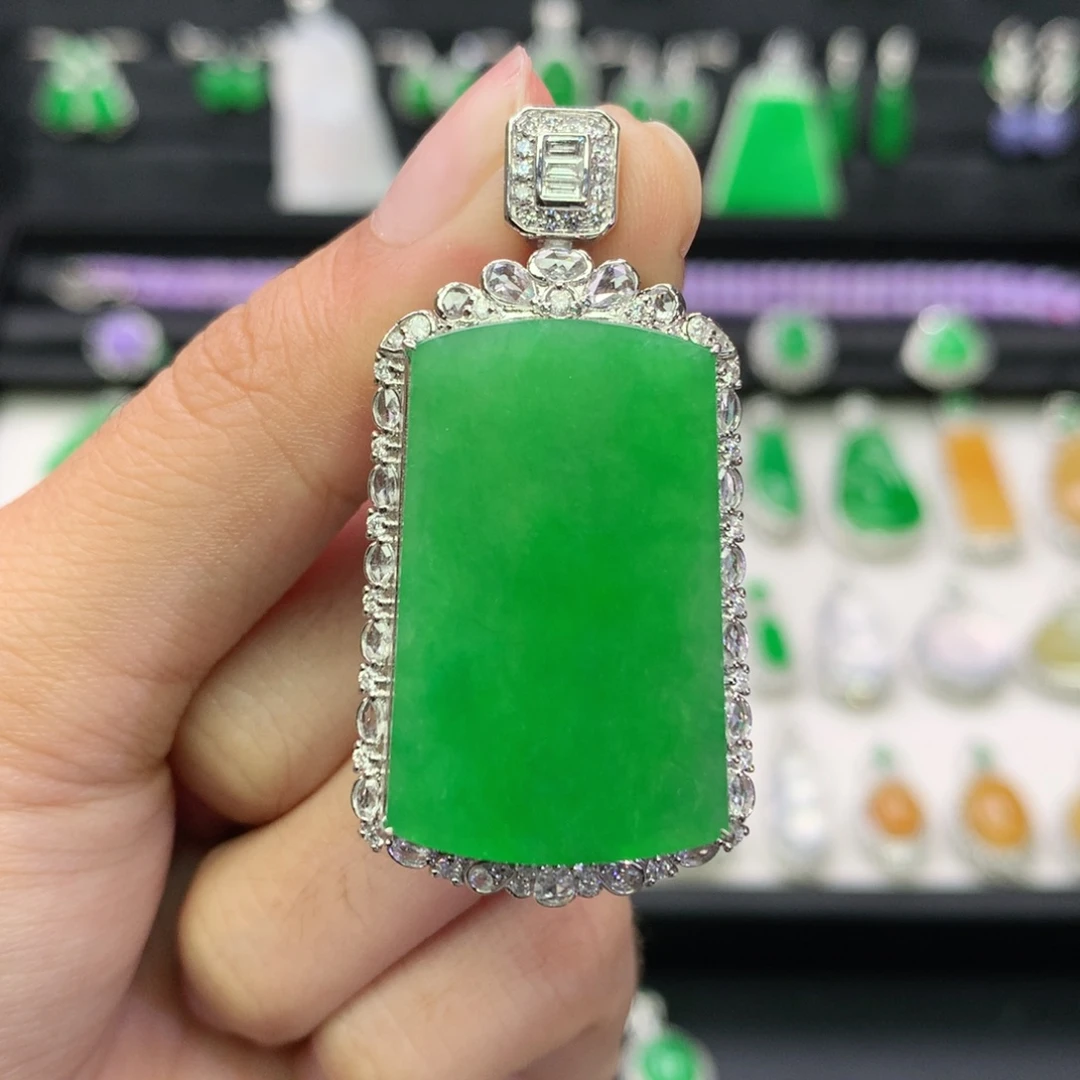 翡翠18K金镶嵌吊坠(不含链)