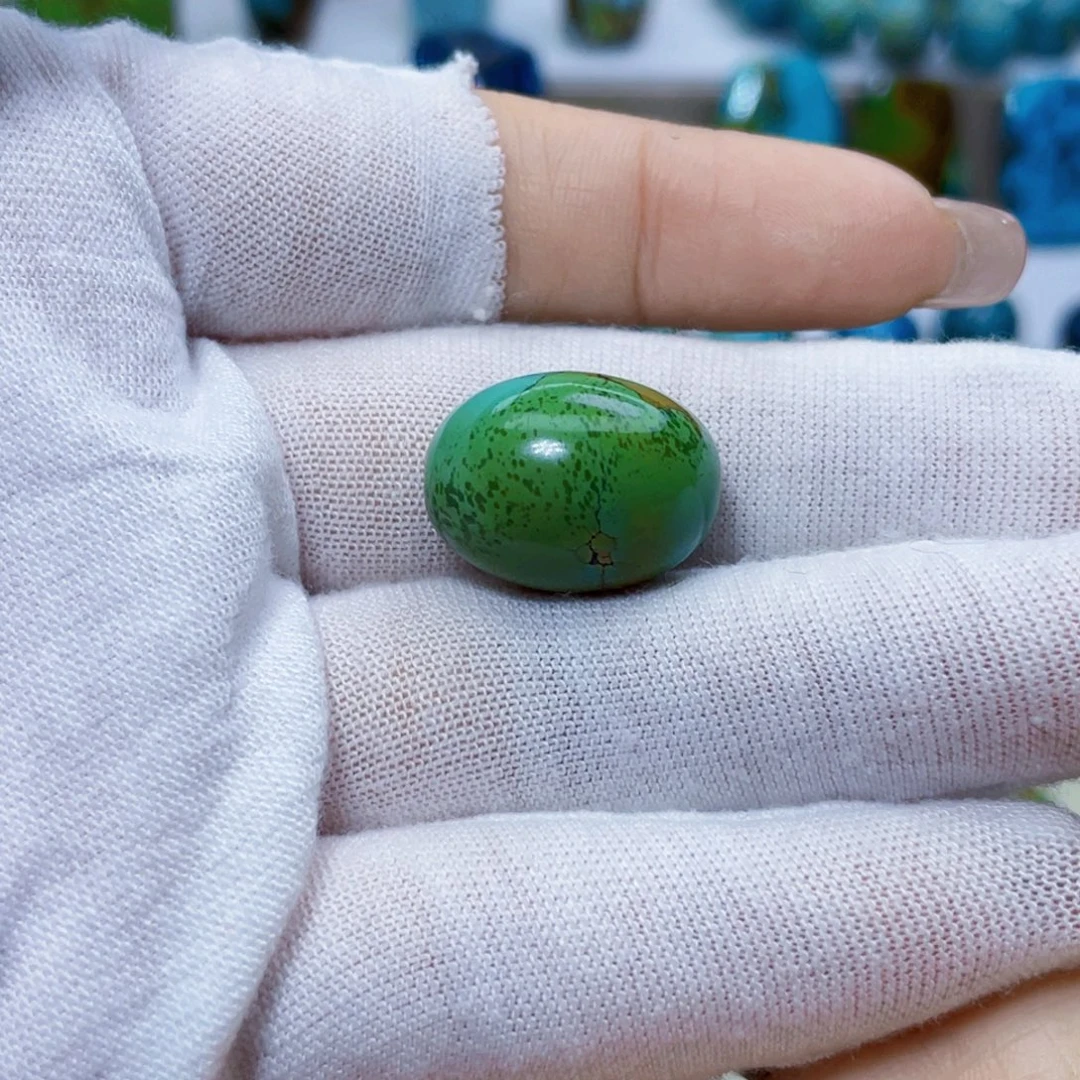 绿松石未镶嵌饰品