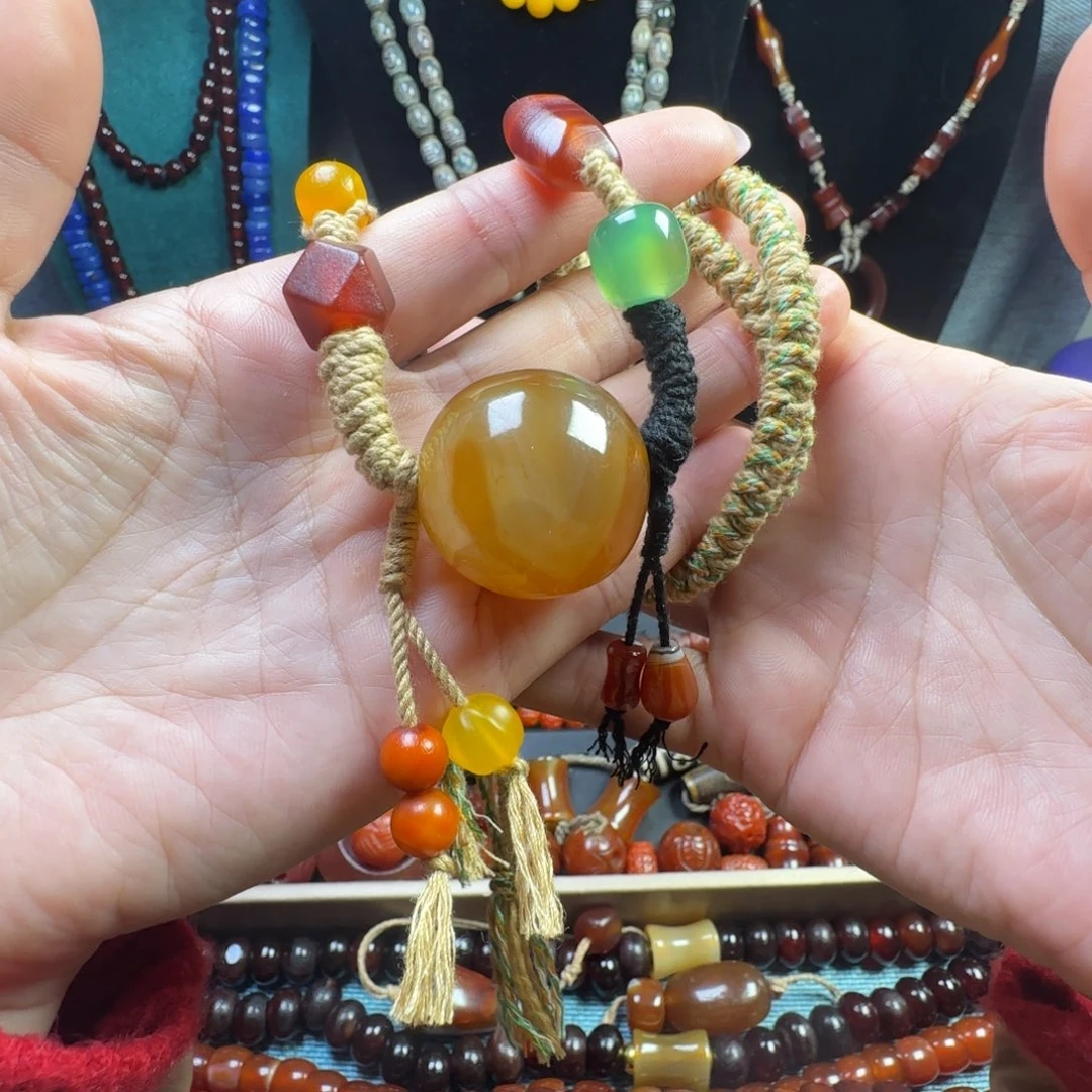 未镶嵌颈饰玛瑙/玉髓