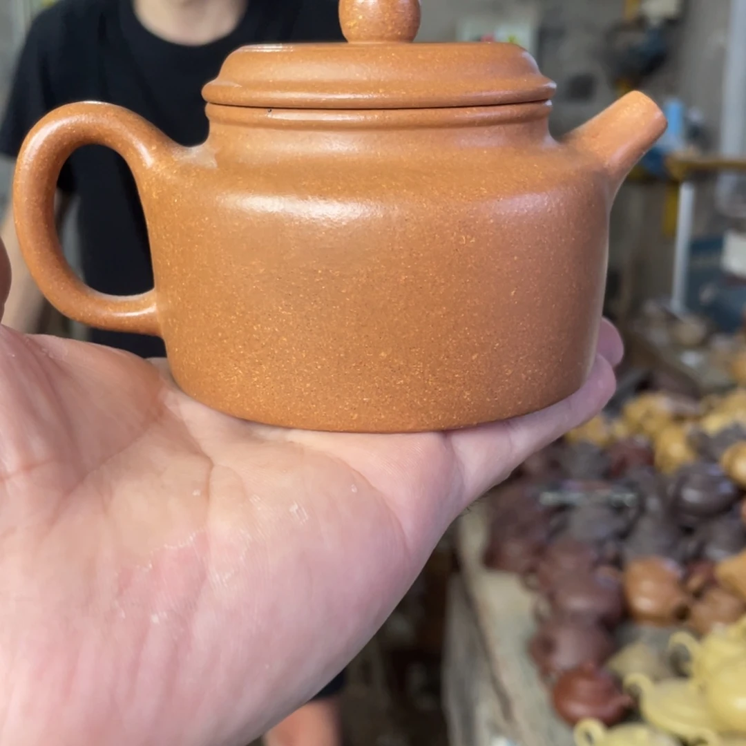 茶壶紫砂LZX。  沉香段。 德钟。 200CC