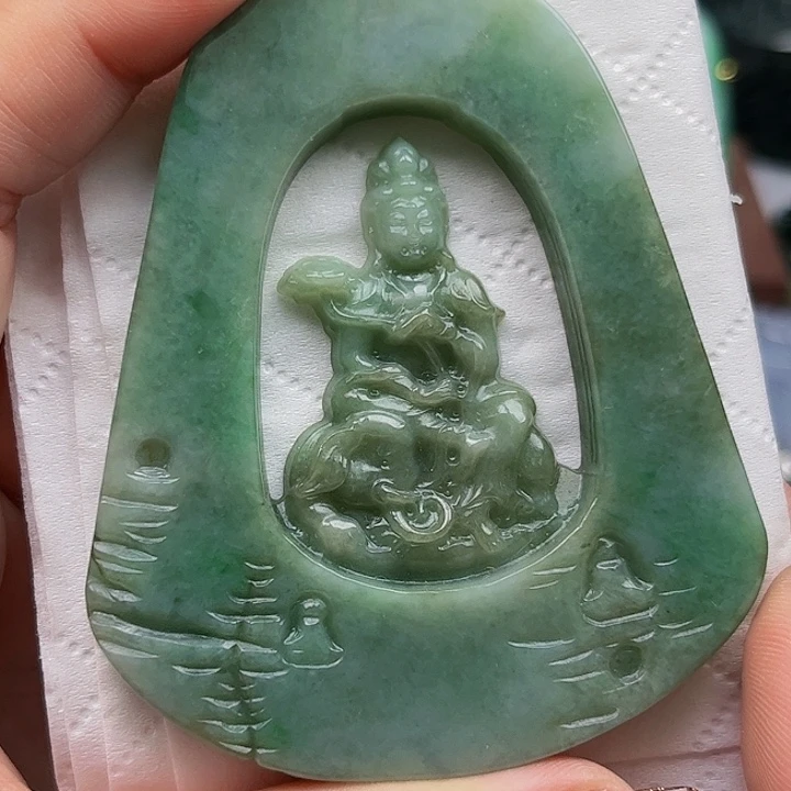 翡翠未镶嵌颈饰挂件