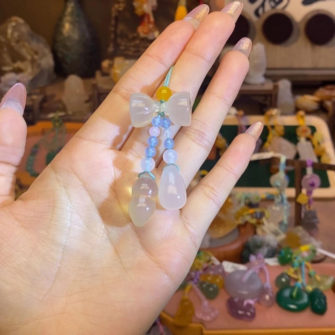 玛瑙/玉髓未镶嵌车挂挂件