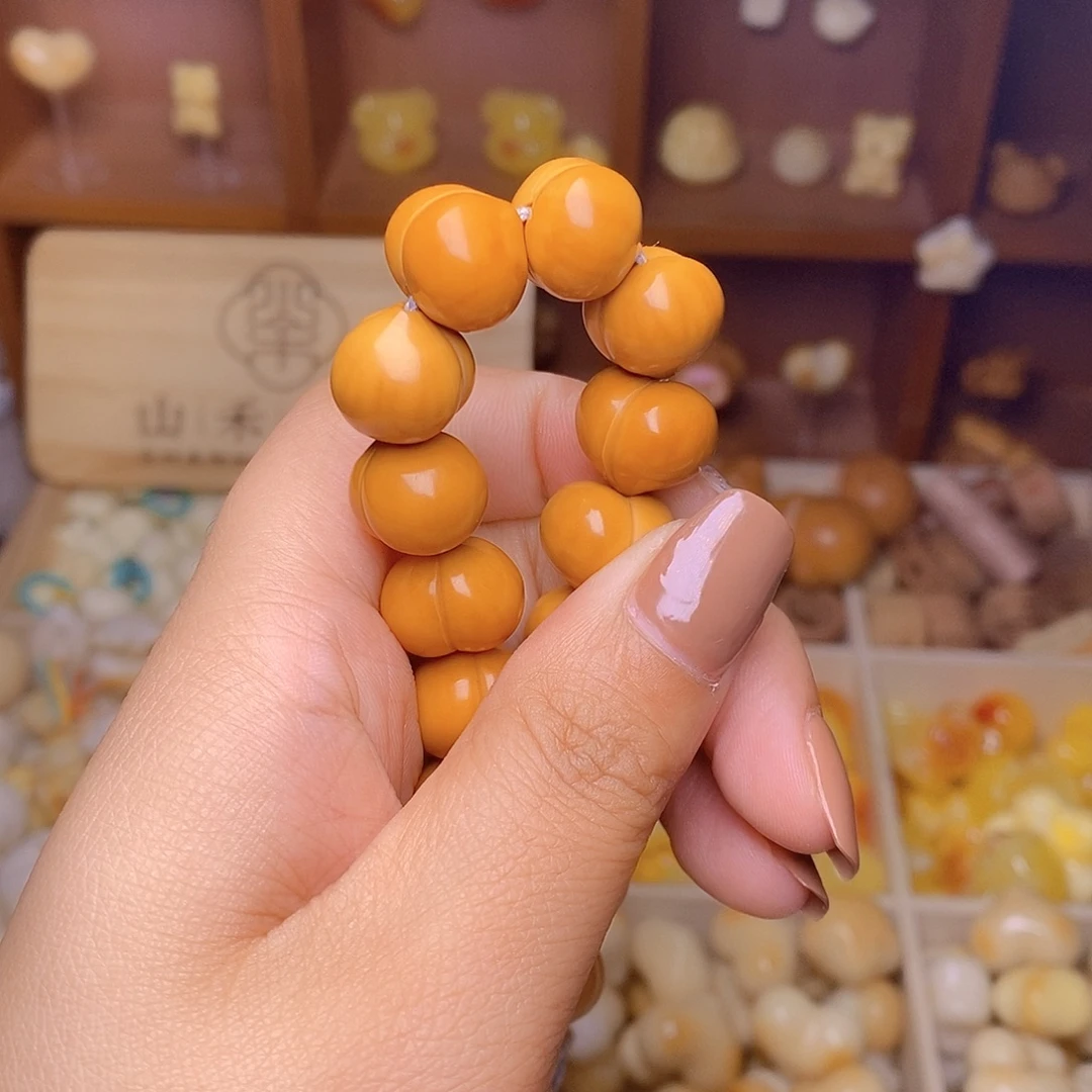 袁***妈猴头核桃吊坠改葡萄串10米手工