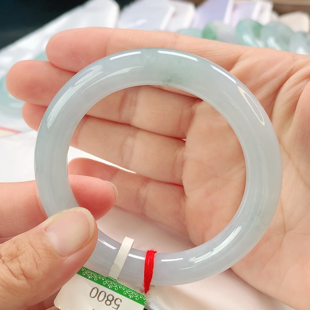 翡翠手镯未镶嵌54圆
