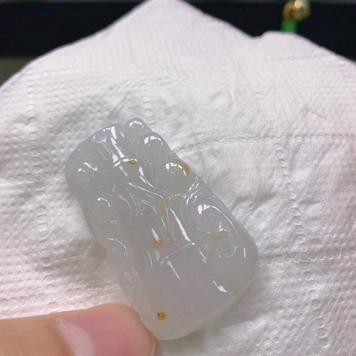 翡翠未镶嵌挂件翡翠