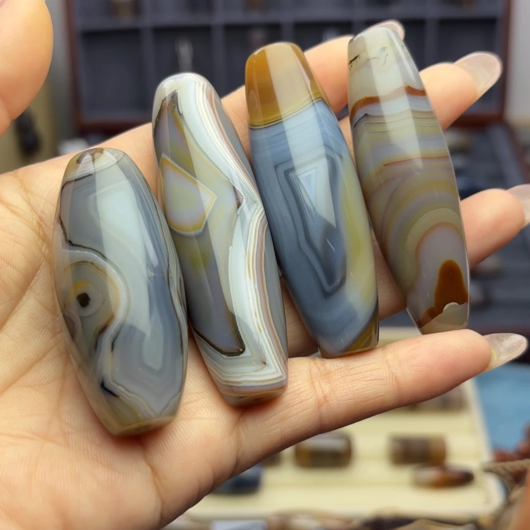 热***情玛瑙/玉髓未镶嵌颈饰