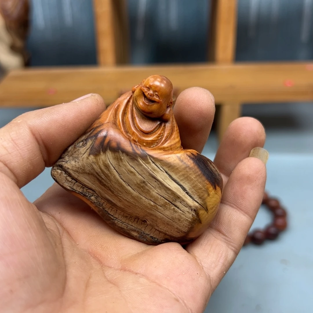 P***长木崖柏木摆件手把件