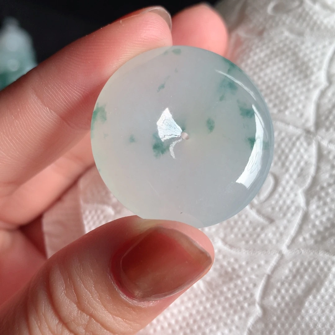 翡翠未镶嵌吊坠(不含链)翡翠