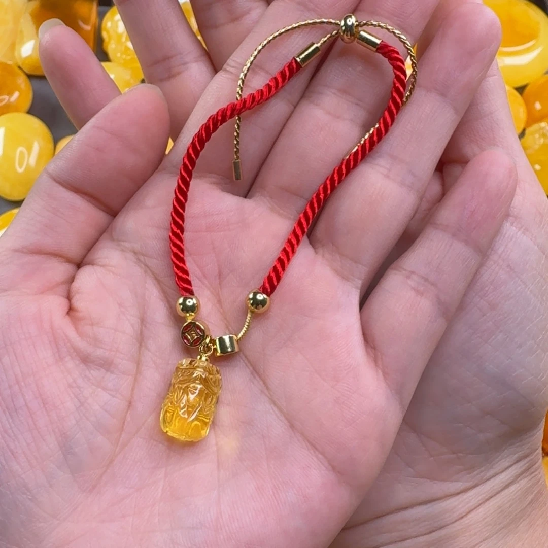 蜜蜡毛衣链未镶嵌人***?