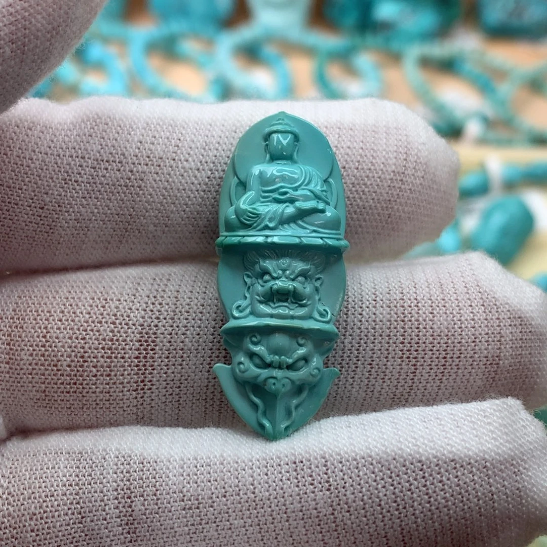 绿松石未镶嵌珠宝奇石