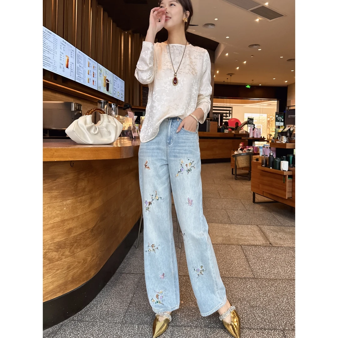 【深圳罗依】原创牛仔裤女刺绣宽松休闲长裤浅色显瘦时尚百搭直筒裤