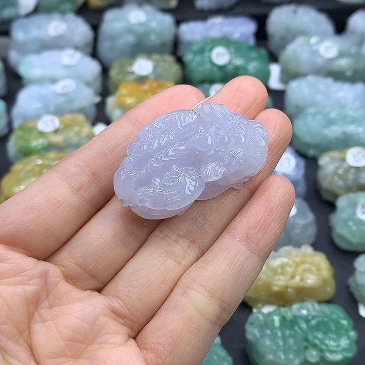 翡翠未镶嵌颈饰天然缅甸A货翡翠貔貅吊坠