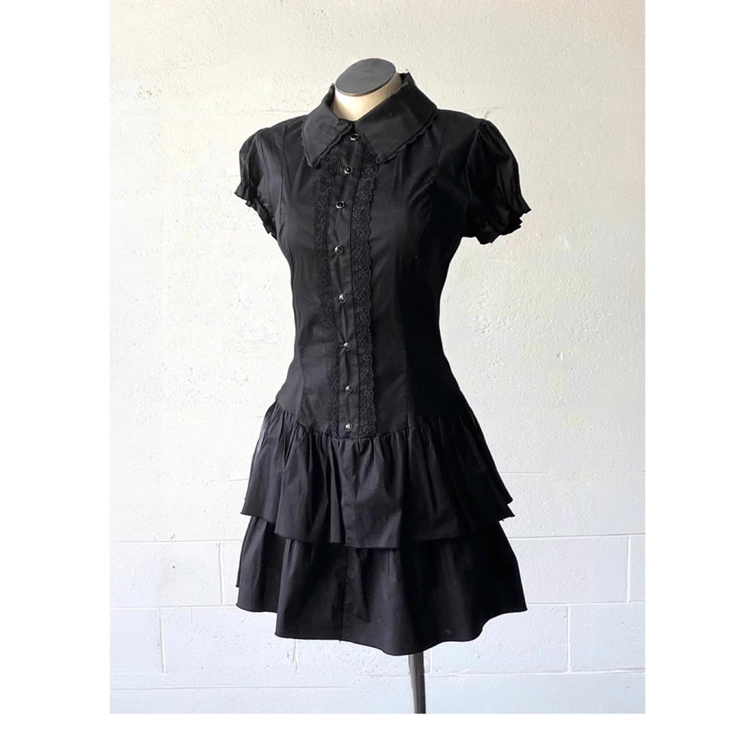 时尚气质短袖低腰学院风显瘦黑色赫本风法式夏季连衣裙收腰复古