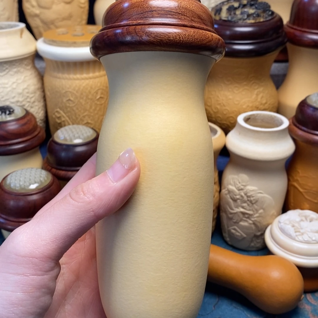 短***儿蝈蝈葫芦棒子器形