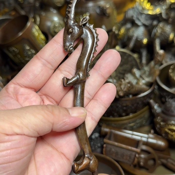 铜器摆件收收藏藏