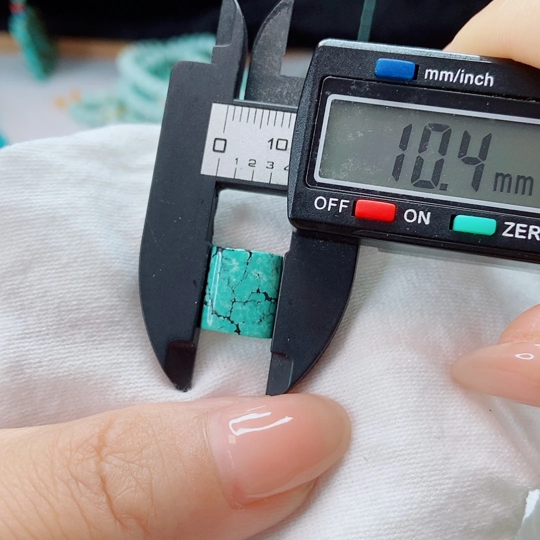 未镶嵌南红玛瑙珠宝奇石