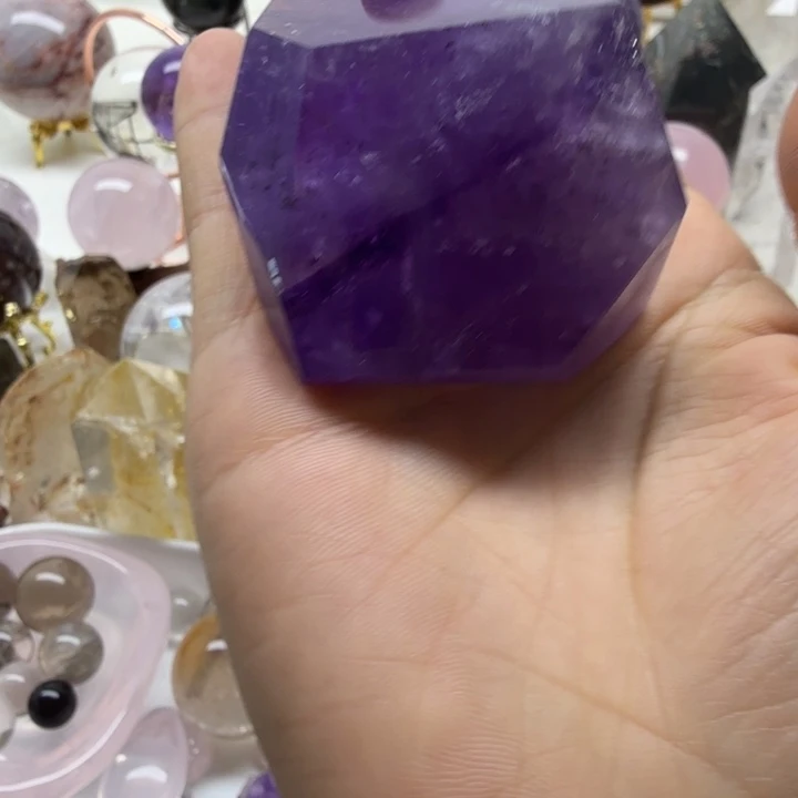 未镶嵌水晶珠宝半成品