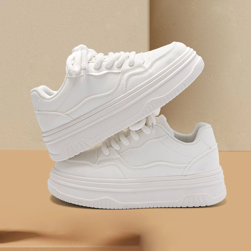 环球女鞋经典ins百搭小白鞋2026新款厚底时尚休闲鞋白色增高板鞋