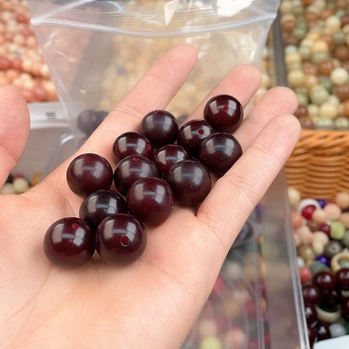 白玉菩提吊坠z14.5mm 70颗 不售后