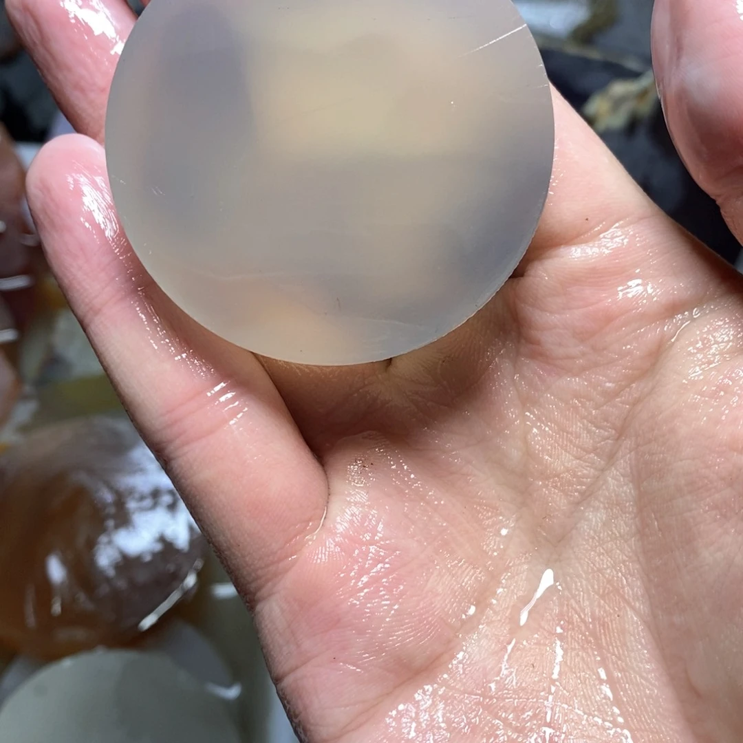 定制玛瑙新*呦私人定制平安扣不退换