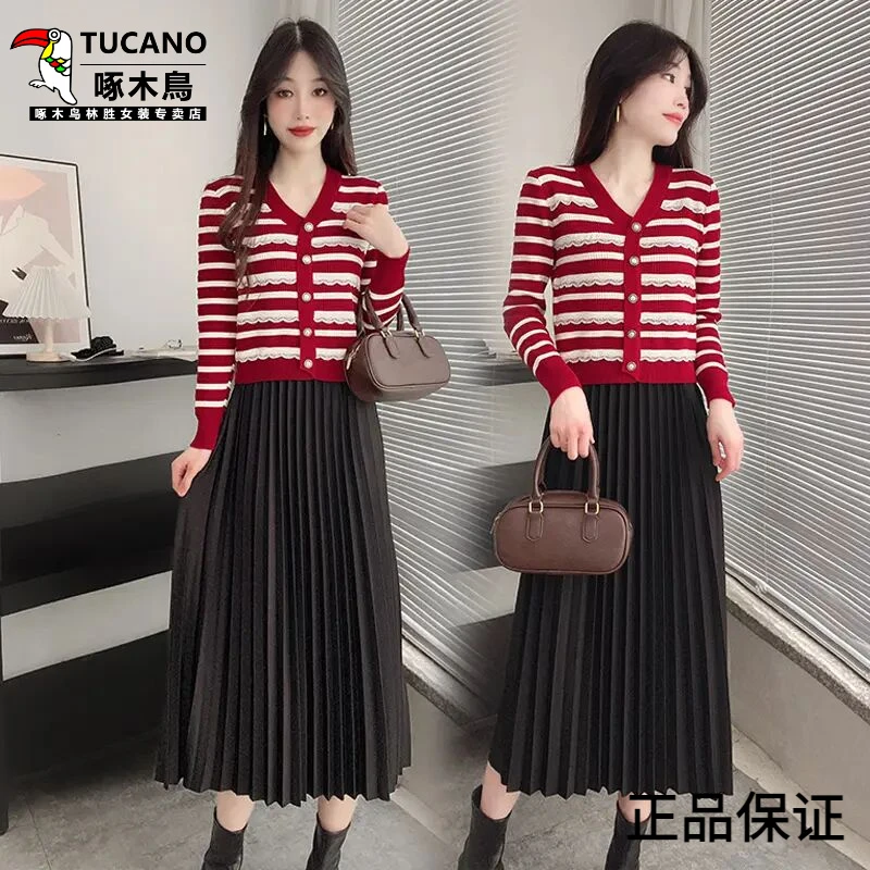 啄木鸟小香风条纹拼接连衣裙女春2025春秋季新款洋气时尚针织百褶
