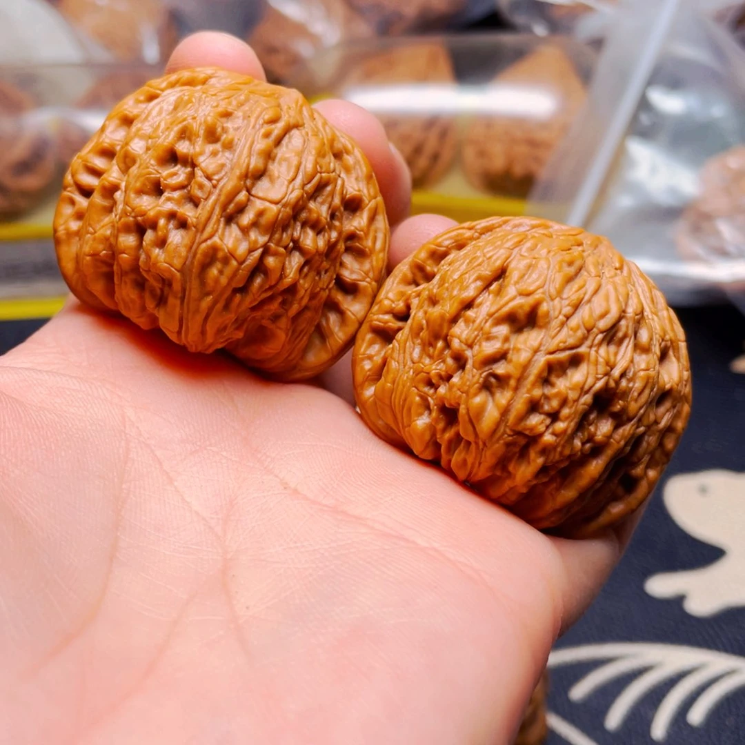 吊坠文玩核桃泥鳅背