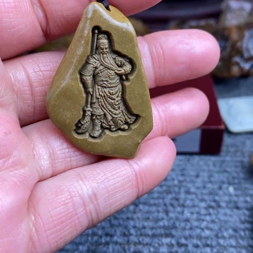 【闪购商品】原石雕刻手把件